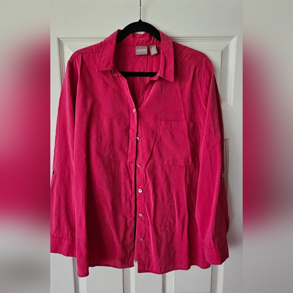 Chico's Womens Soft button down blouse Size 3 (XL). Pink/Red